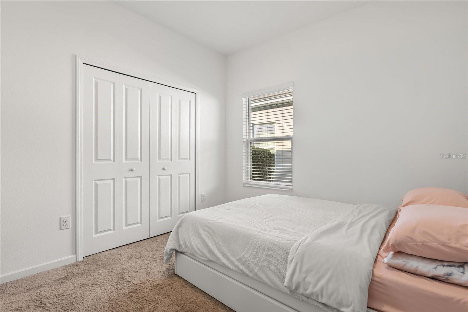 RIDGE/HLND MDWS - Residential