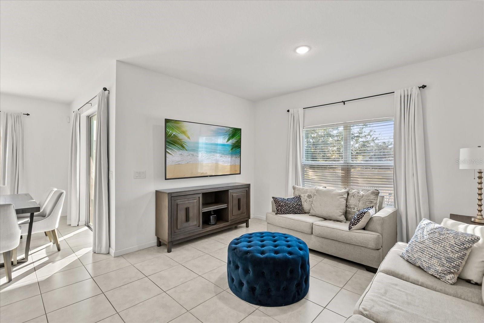 RIDGE/HLND MDWS - Residential