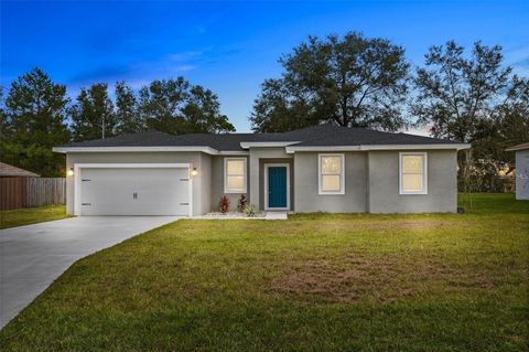 A home in DELAND