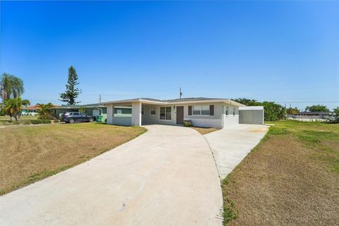 A home in PORT CHARLOTTE