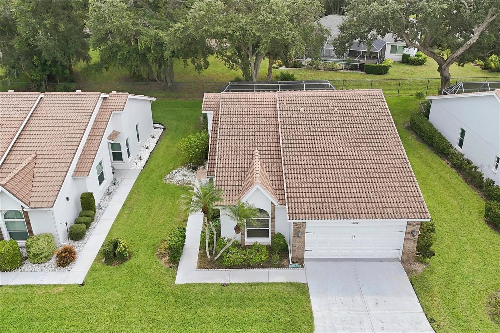 5837 GARDEN LAKES DRIVE, BRADENTON, FL, 34203 2 5837 GARDEN LAKES DRIVE
