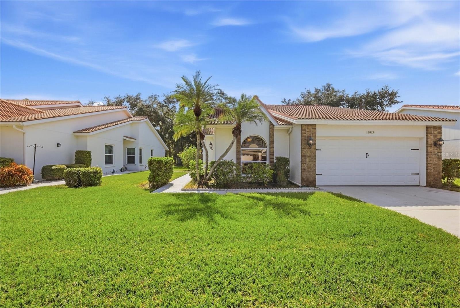5837 GARDEN LAKES DRIVE, BRADENTON, FL, 34203 3 5837 GARDEN LAKES DRIVE
