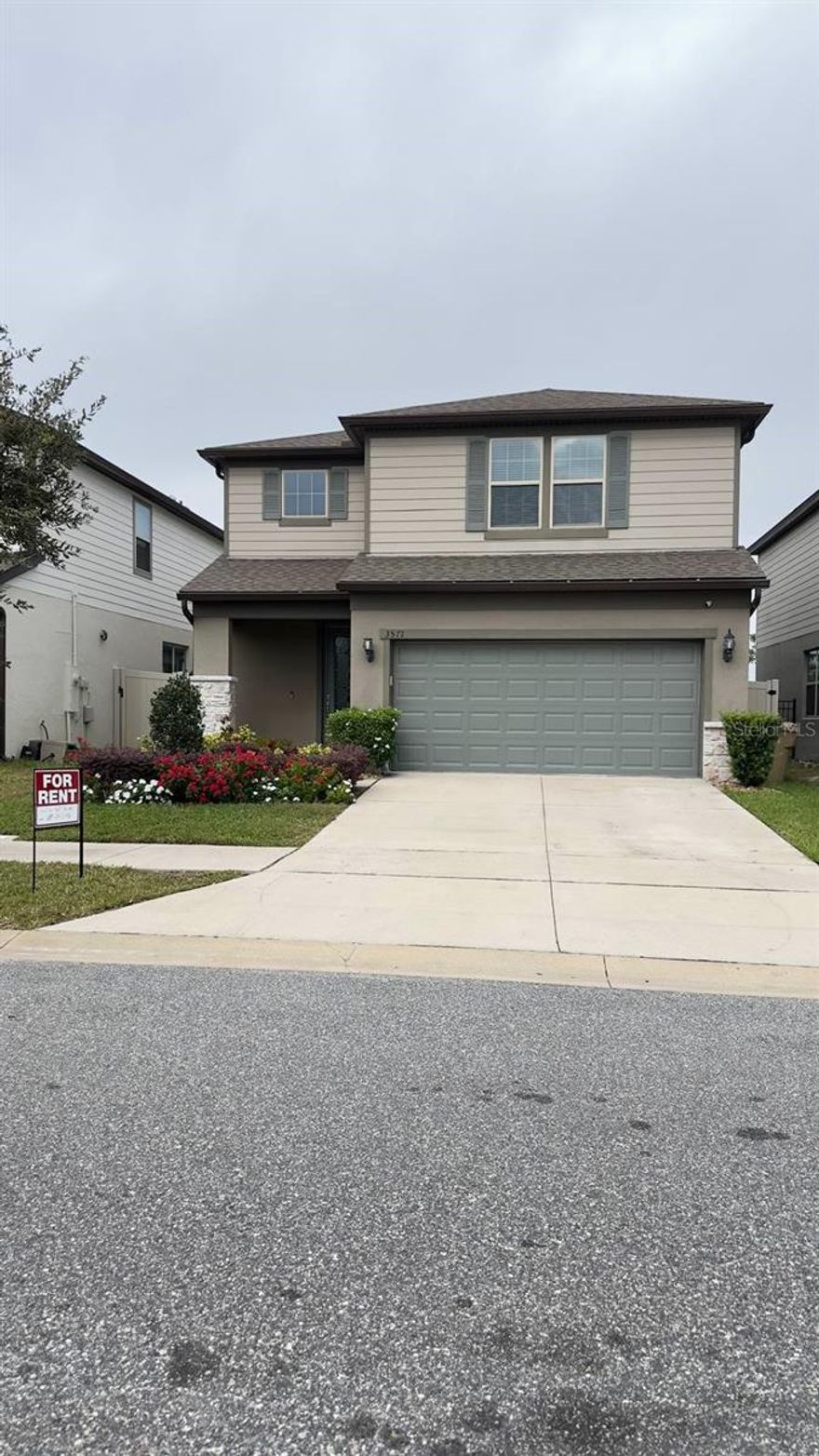 Modern 3-bedroom home for rent in East Lake Preserve! Built in 2020, this spacious property offers over 2,100 sq ft with an open-concept layout, natural light, and comfortable living spaces. Located in a quiet Kissimmee community with easy access to shopping, dining, and major highways. Available May 1st. Schedule your showing today.
