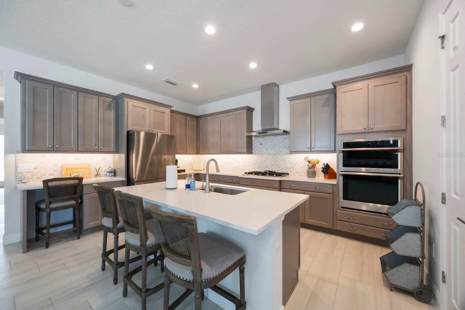 LEGENDS BAY - Residential Lease