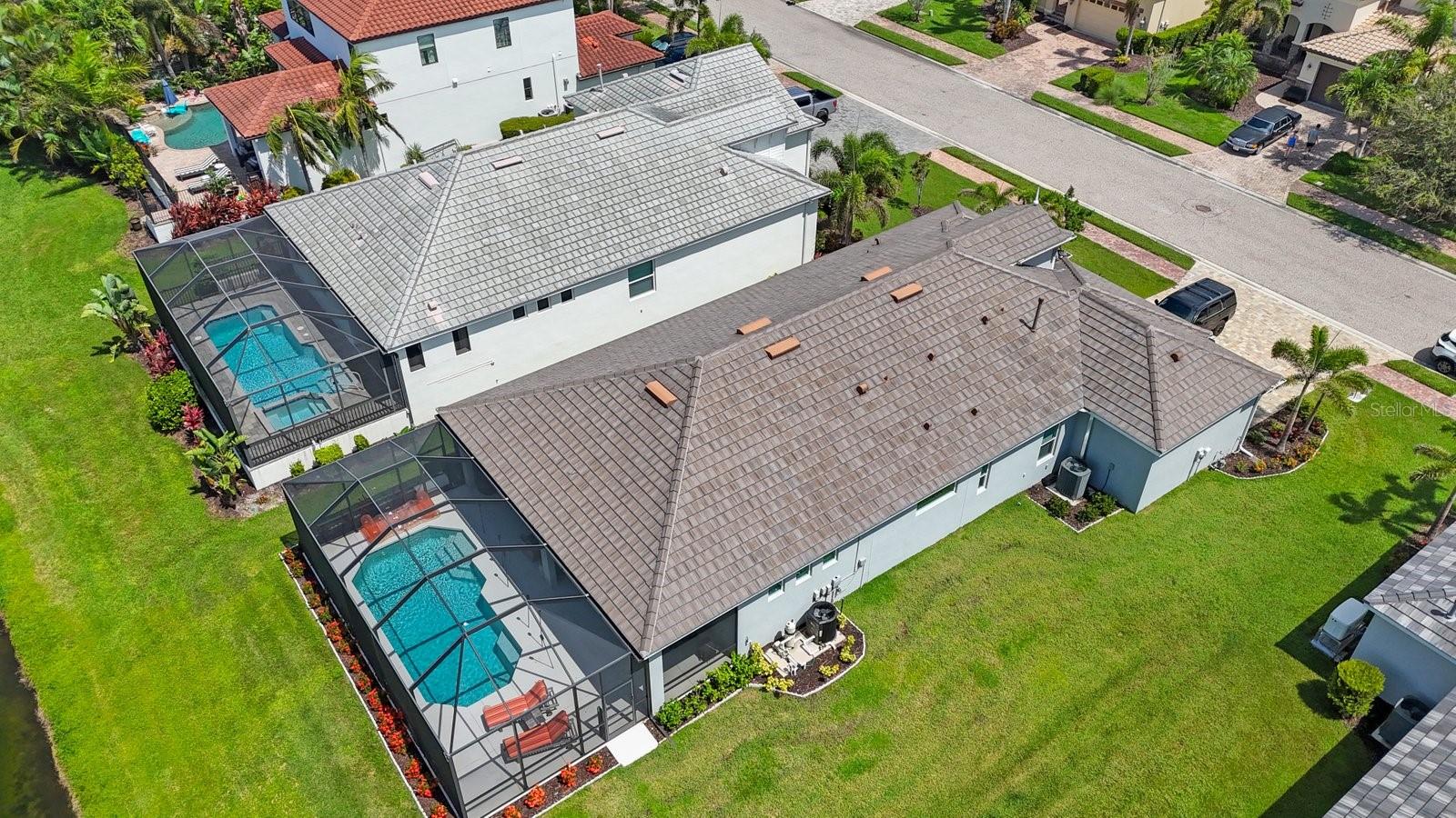 LEGENDS BAY - Residential Lease