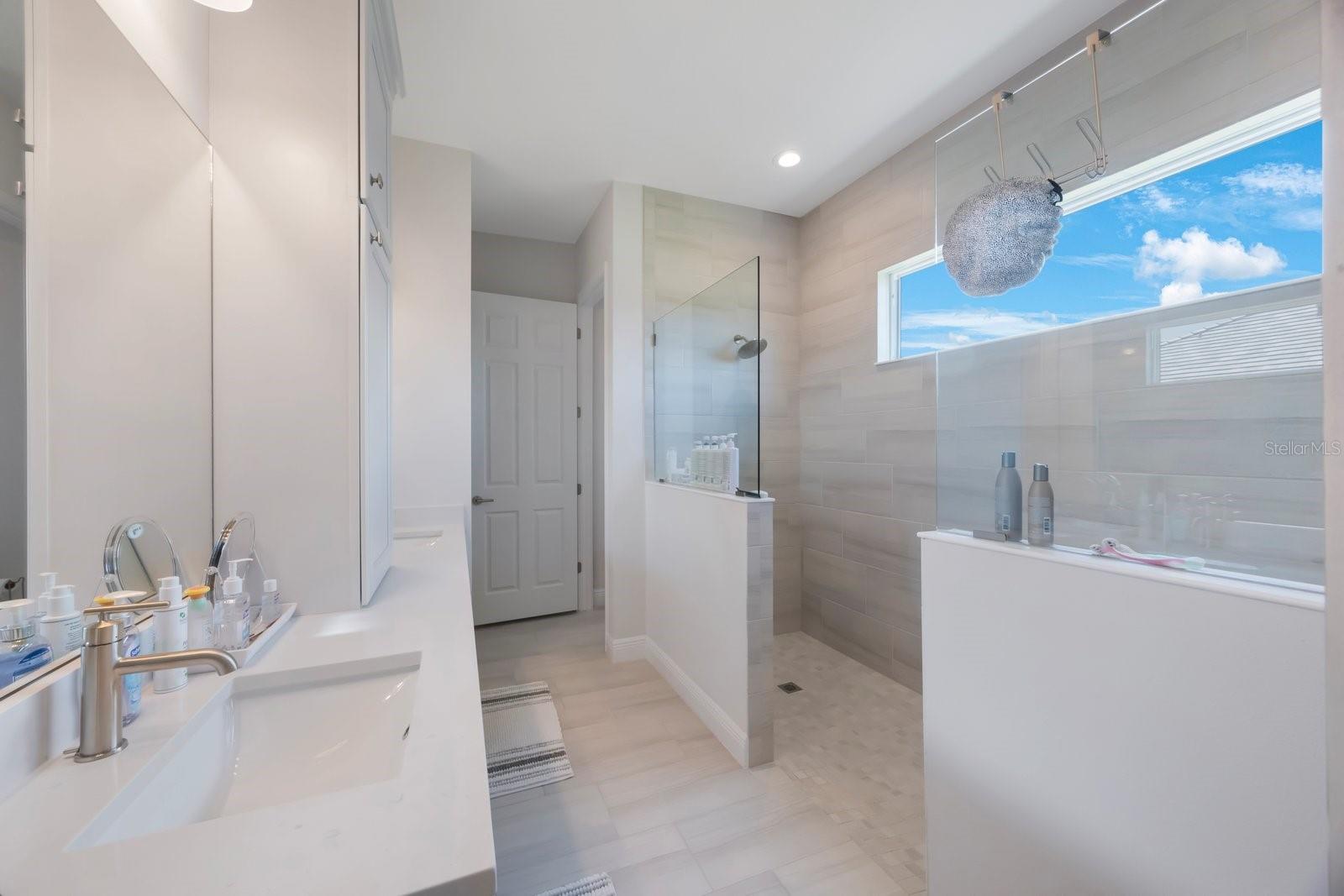 LEGENDS BAY - Residential Lease
