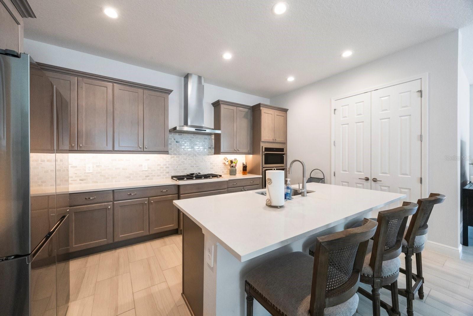 LEGENDS BAY - Residential Lease