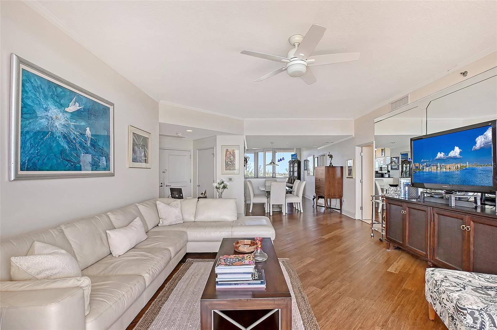 GRAND BAY 6 - Residential