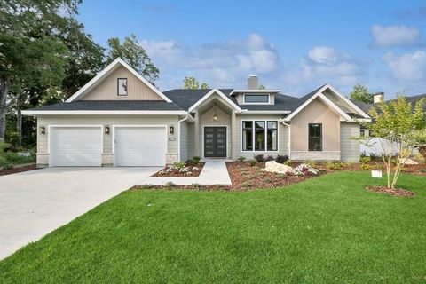 A home in NEWBERRY