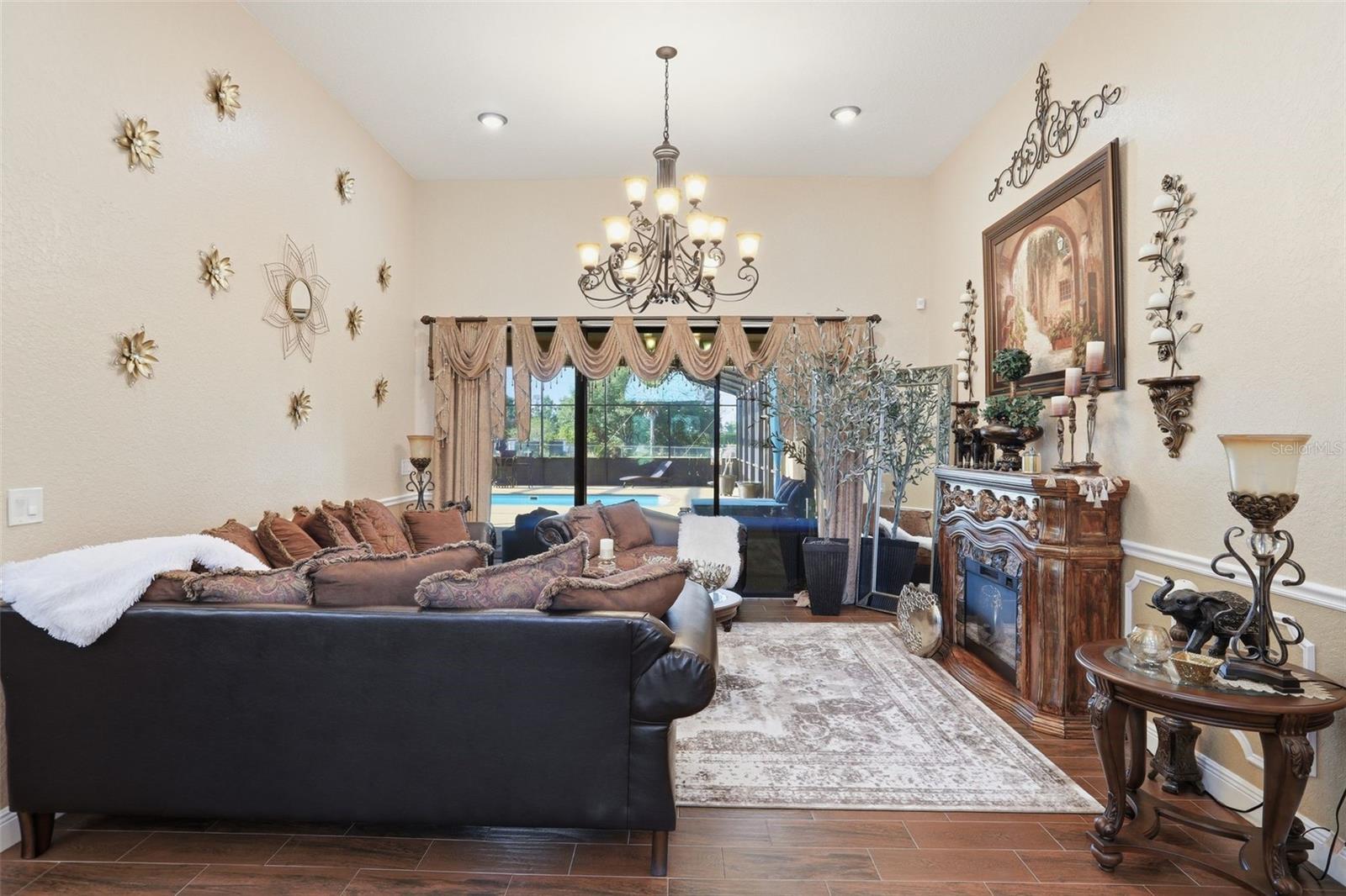 GROVELAND FARMS 32-22-25 - Residential