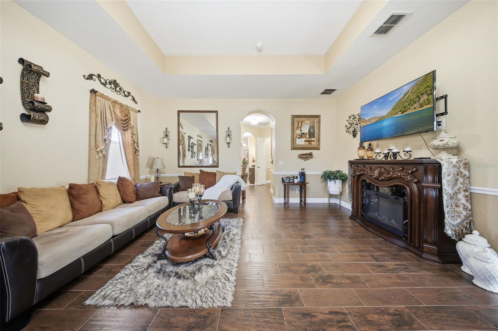 GROVELAND FARMS 32-22-25 - Residential