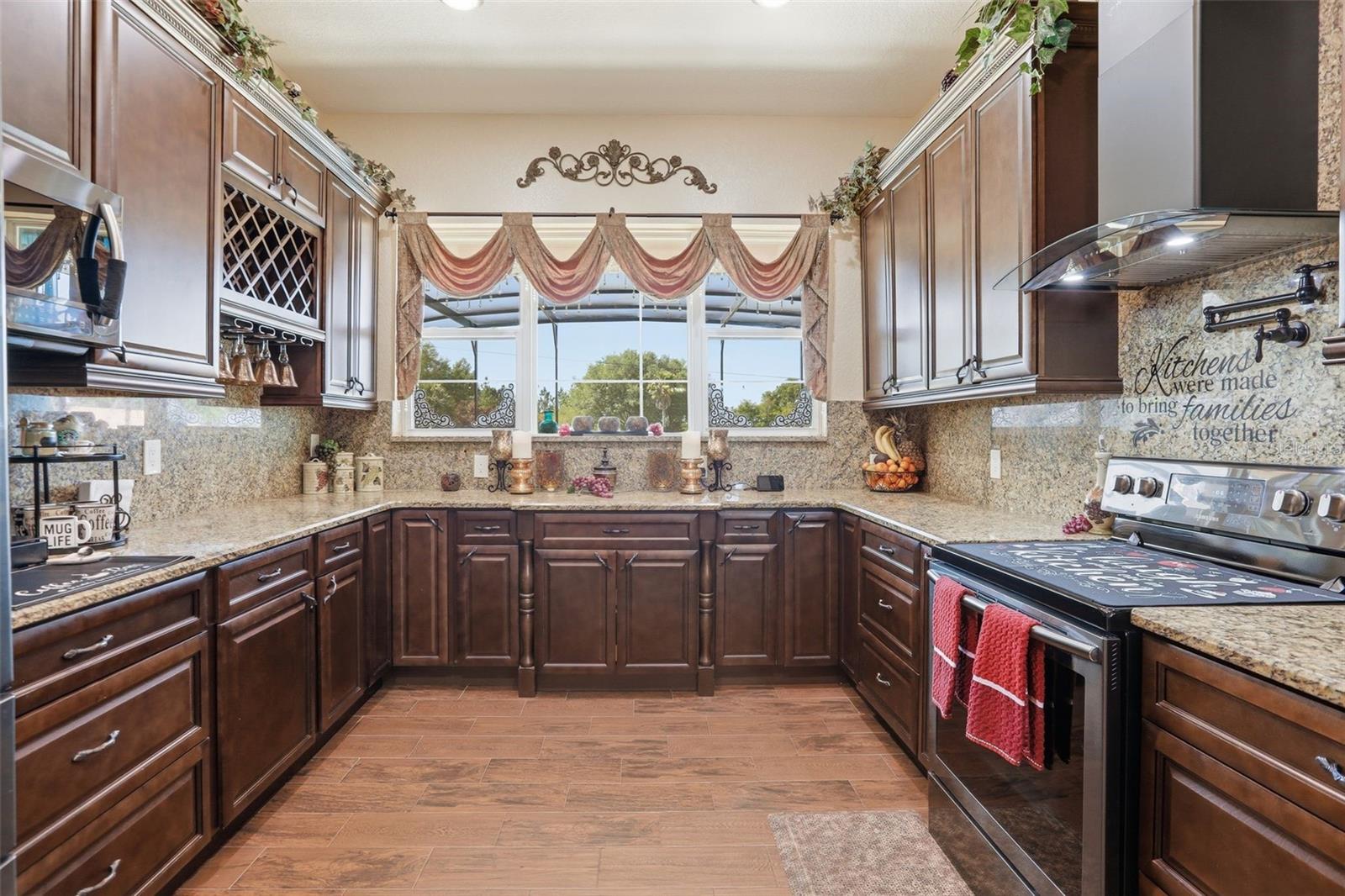 GROVELAND FARMS 32-22-25 - Residential