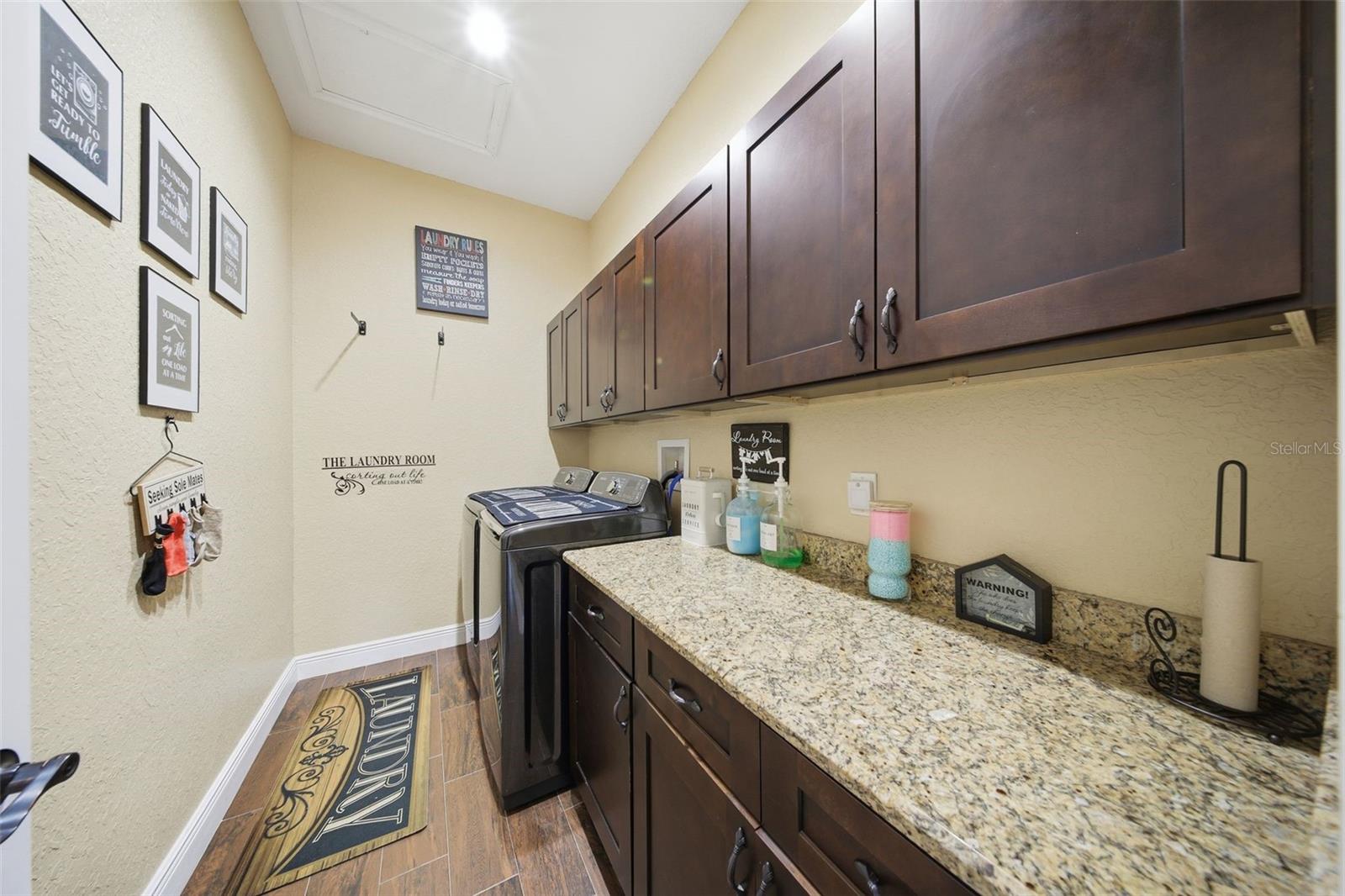 GROVELAND FARMS 32-22-25 - Residential