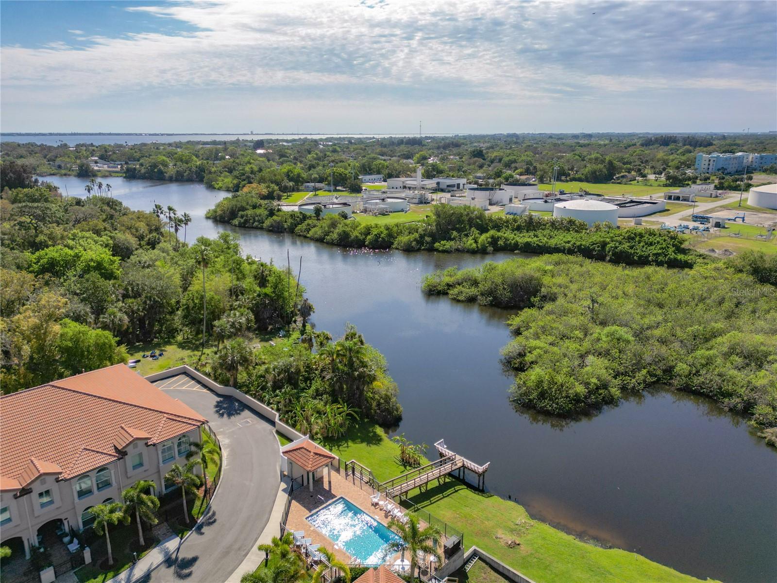 CRANE CREEK LANDING TOWNHOMES - Residential