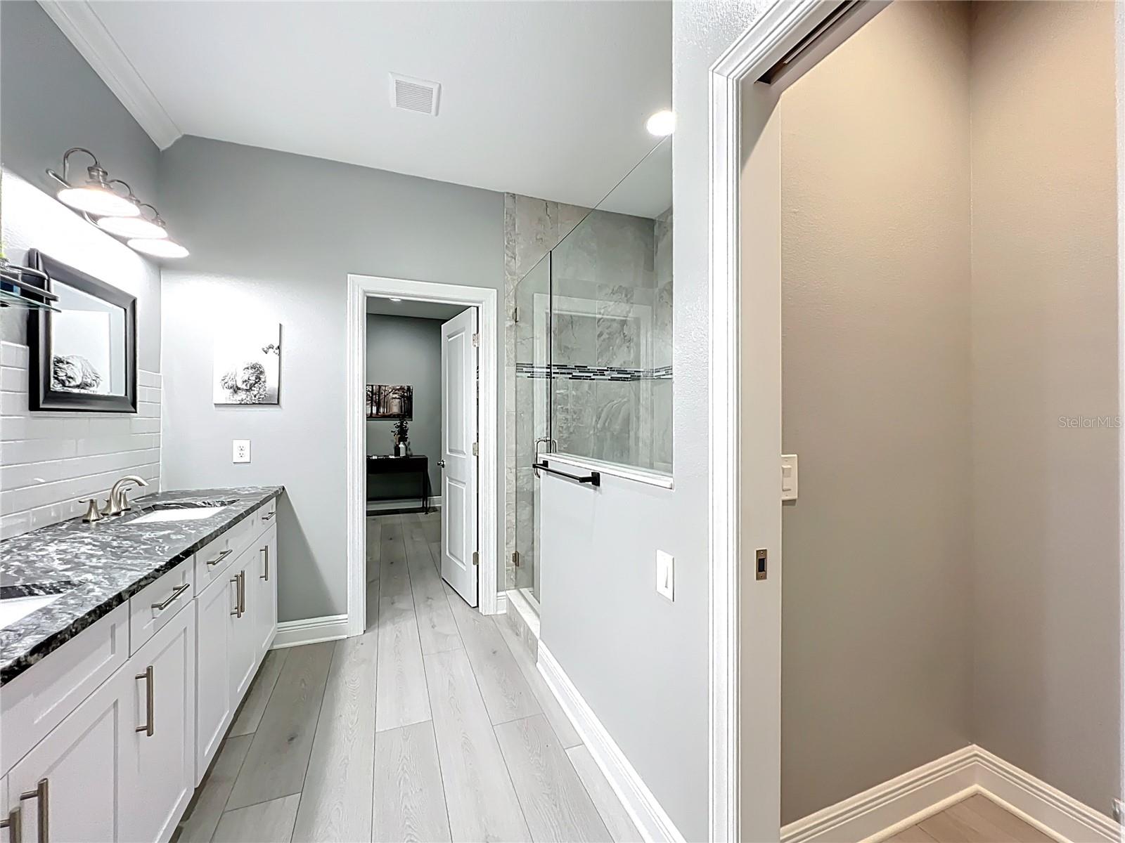 CRANE CREEK LANDING TOWNHOMES - Residential