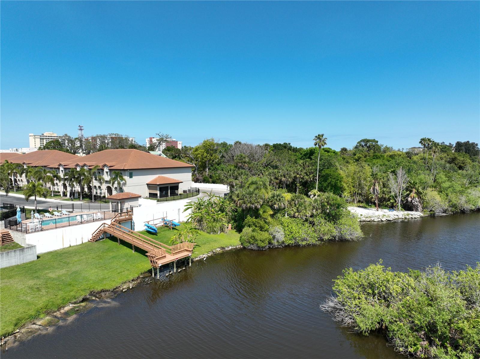 CRANE CREEK LANDING TOWNHOMES - Residential
