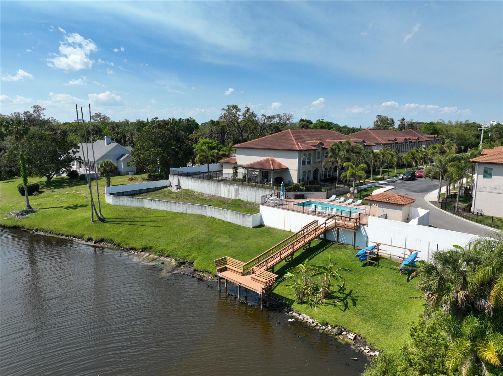 CRANE CREEK LANDING TOWNHOMES - Residential