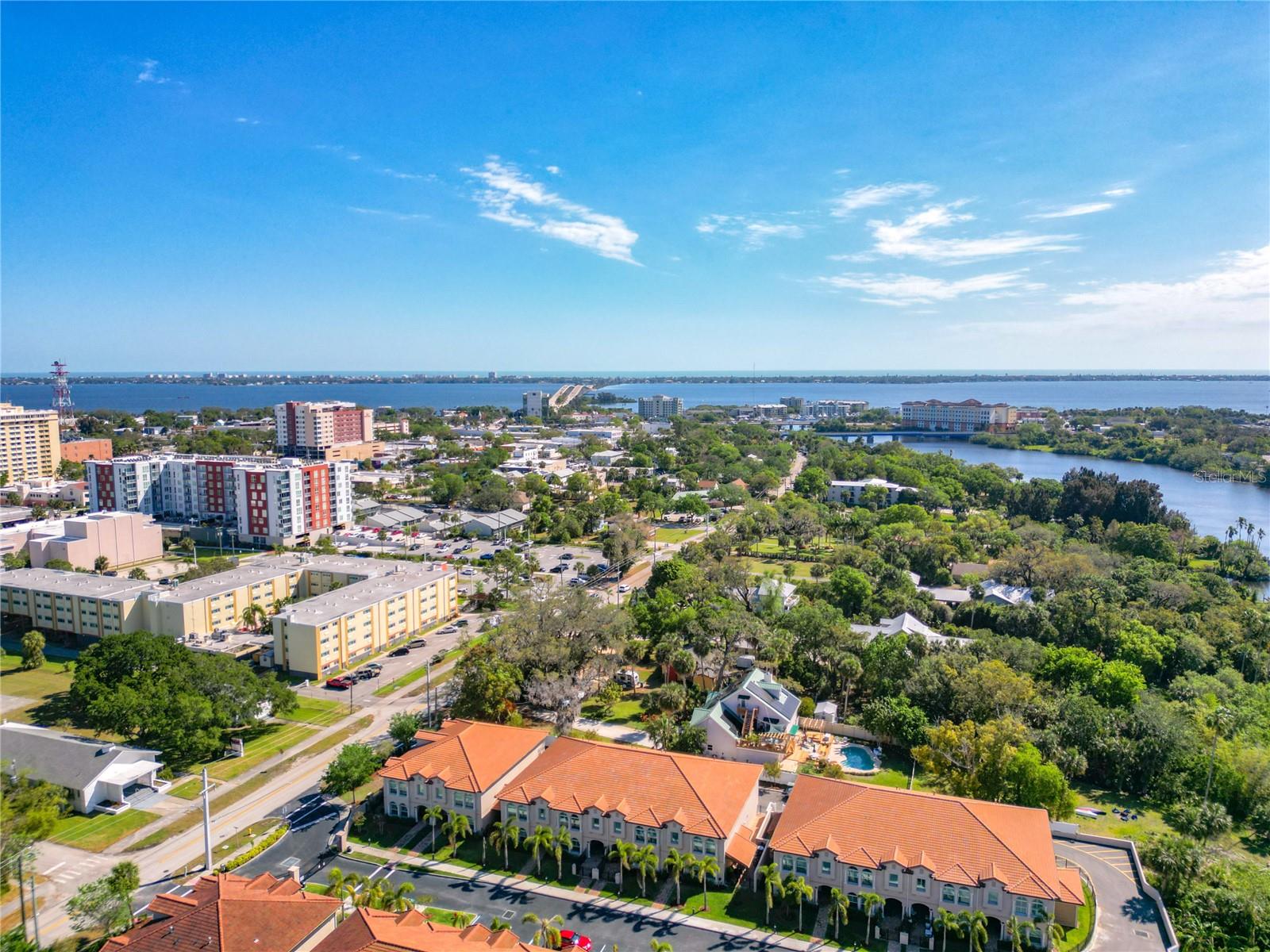 CRANE CREEK LANDING TOWNHOMES - Residential