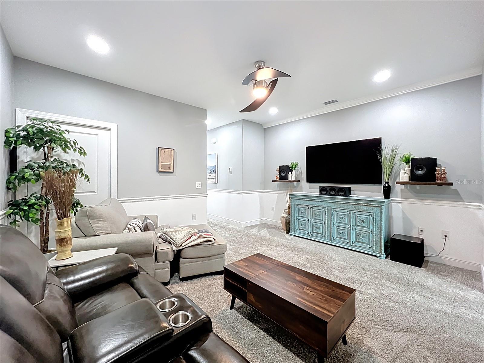 CRANE CREEK LANDING TOWNHOMES - Residential