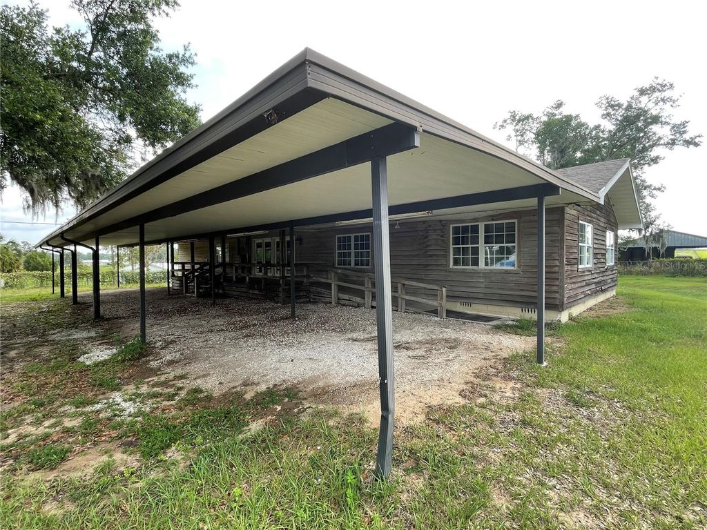 Photo of 10736 Us Highway 301, Dade City, FL 33525 (MLS # T3527229)