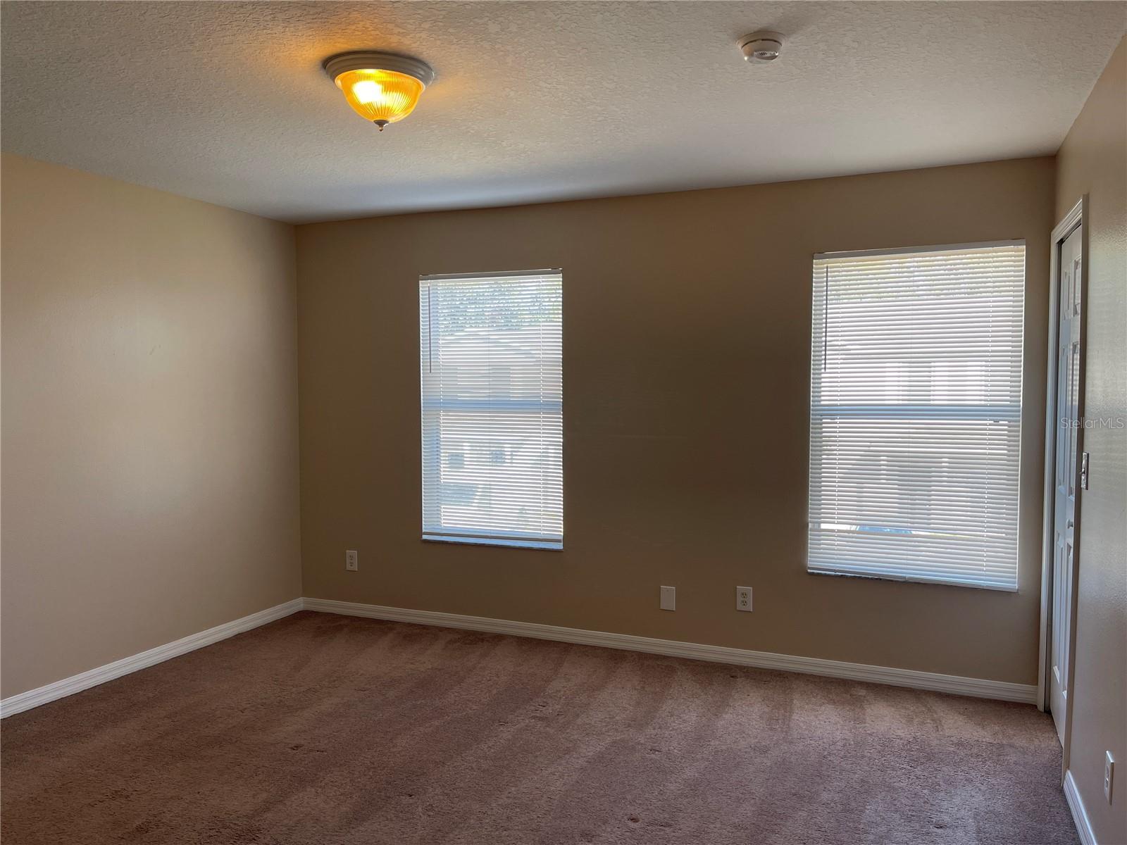 PEACH AVENUE TOWNHOMES - Residential Lease