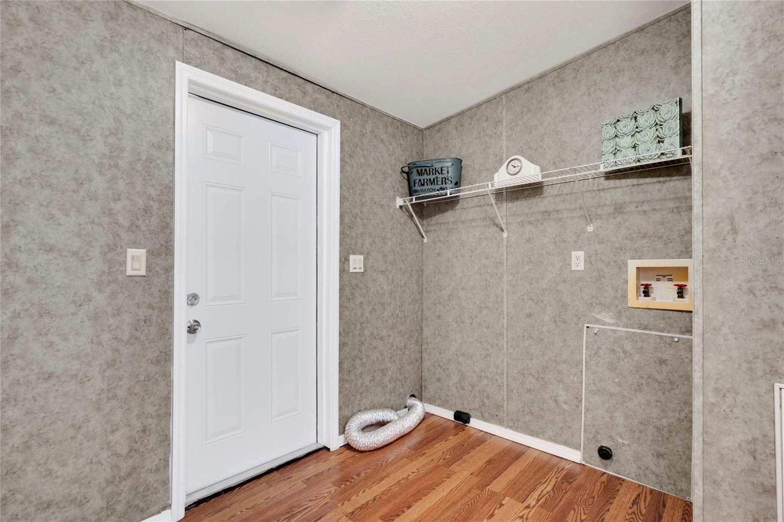 ACREAGE & UNREC - Residential