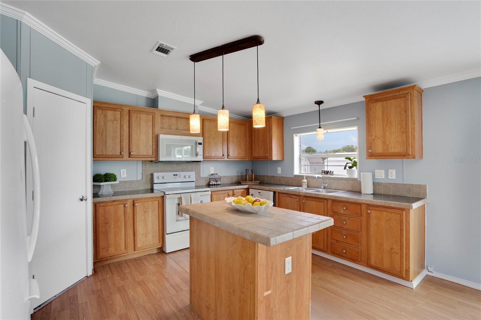 ACREAGE & UNREC - Residential