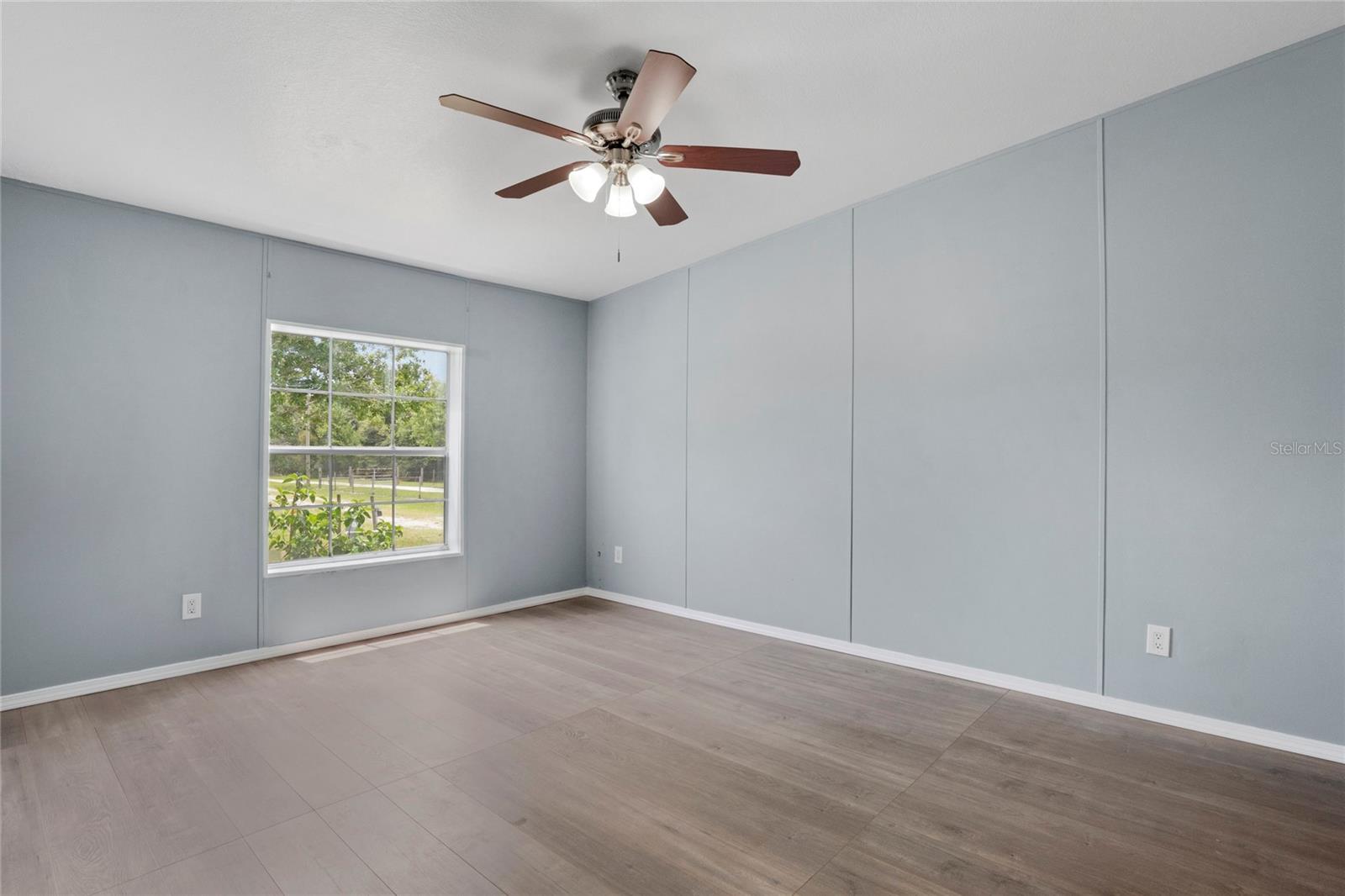 ACREAGE & UNREC - Residential