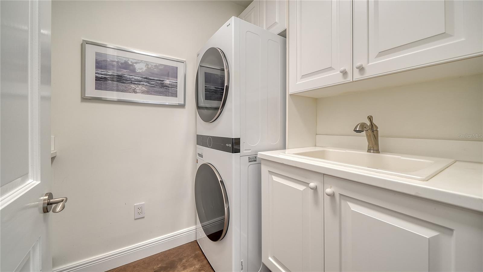 THE BEACH RESIDENCES - Residential