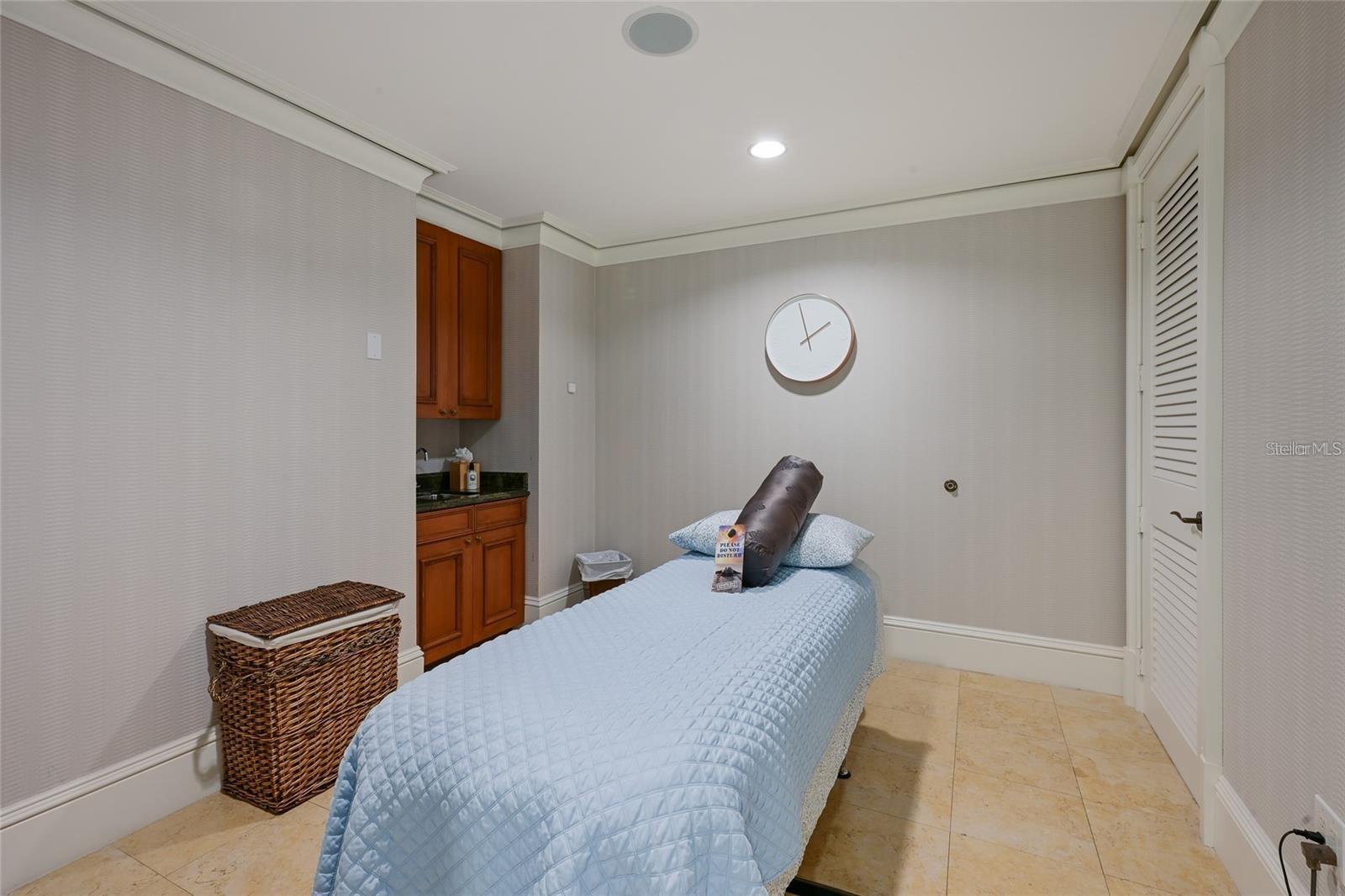 THE BEACH RESIDENCES - Residential