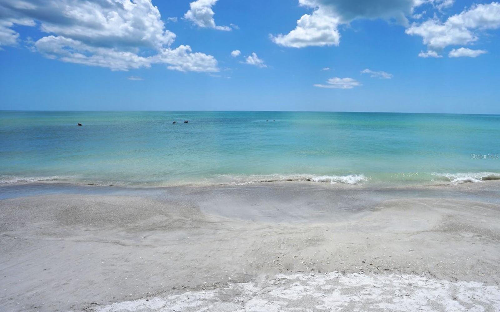 THE BEACH RESIDENCES - Residential