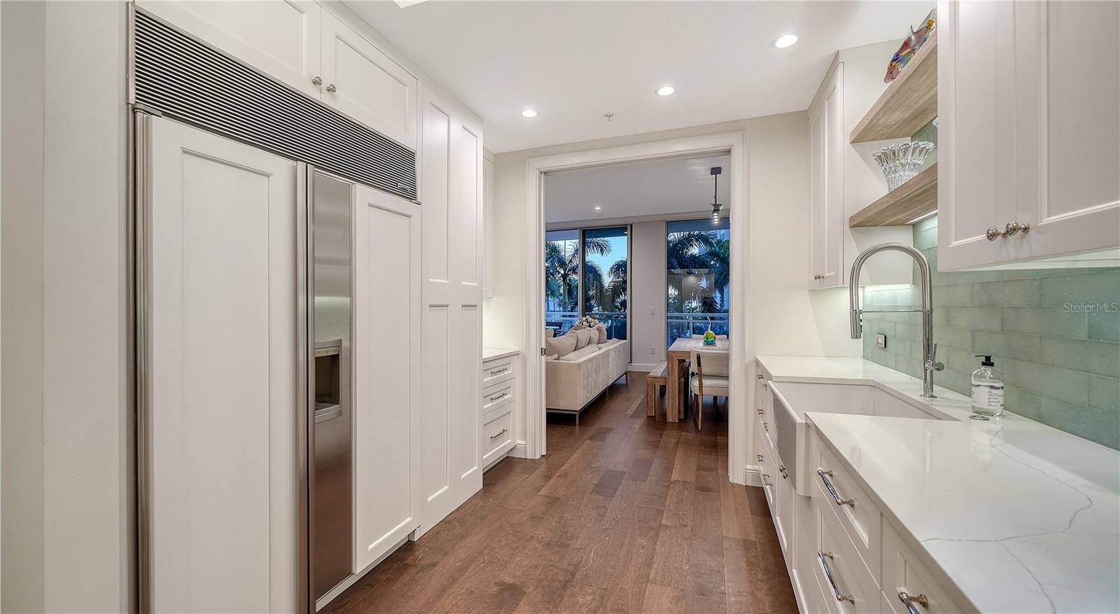 THE BEACH RESIDENCES - Residential