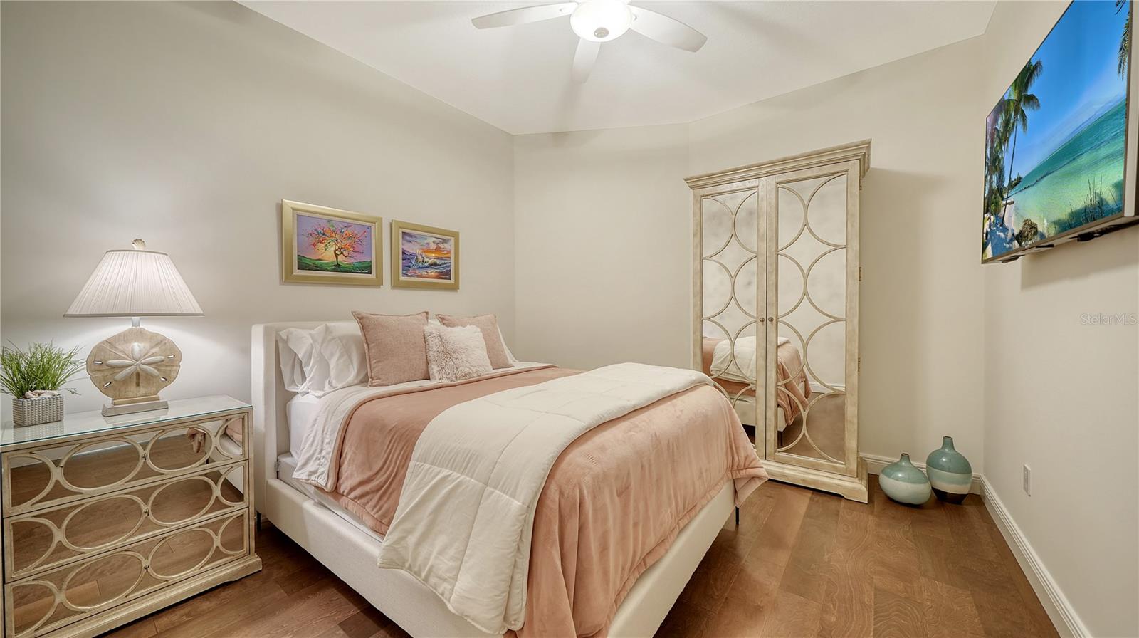 THE BEACH RESIDENCES - Residential