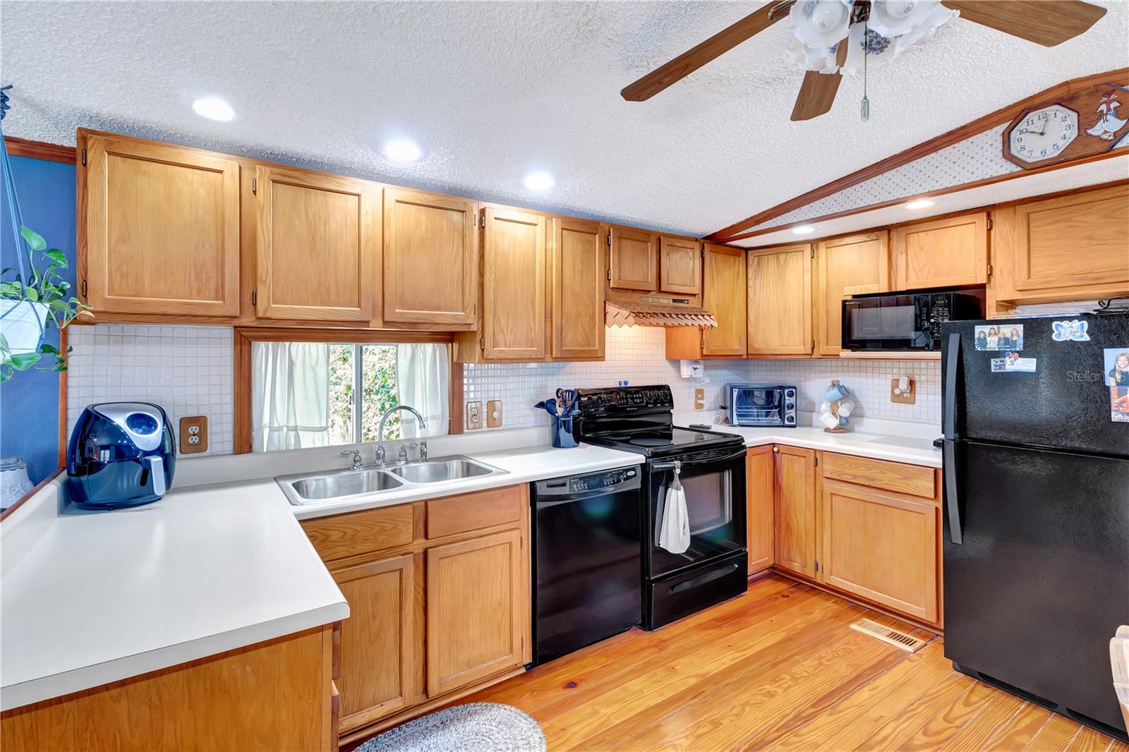 YALE RETREAT ADD - Residential