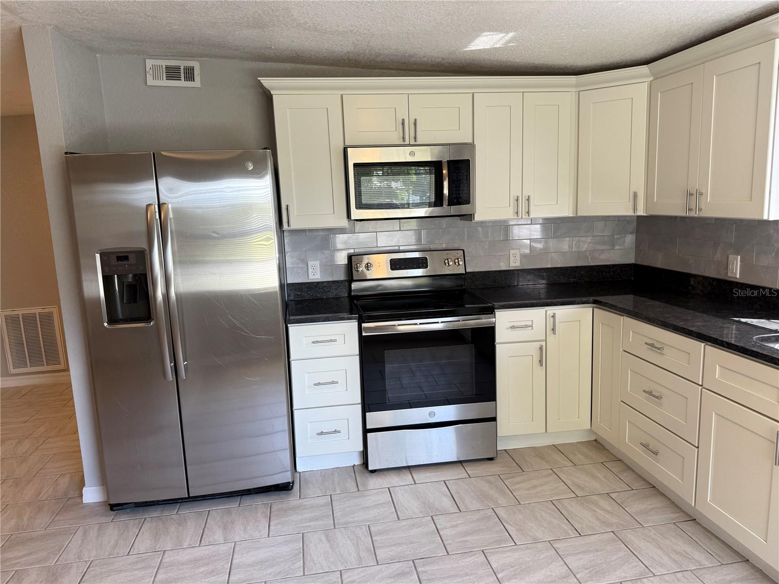 ZEPHYRHILLS COLONY CO - Residential