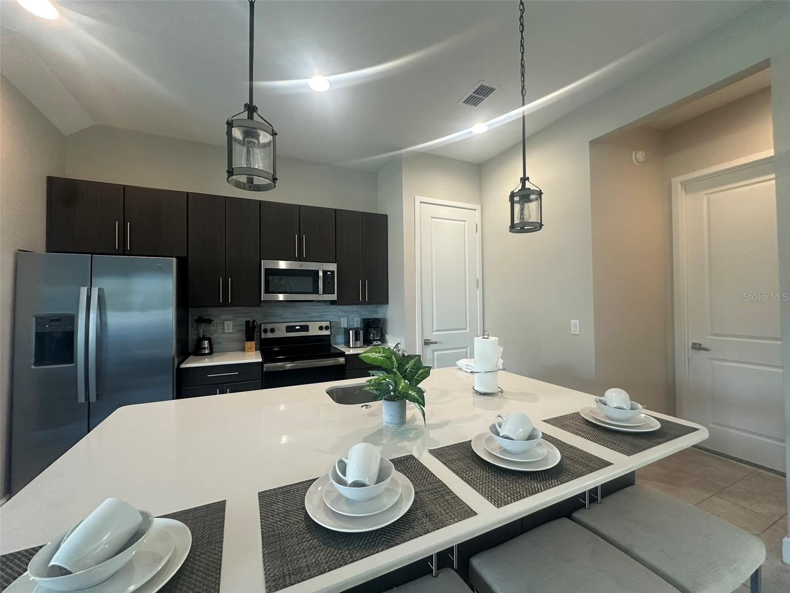 VILLA DOMANI - Residential Lease