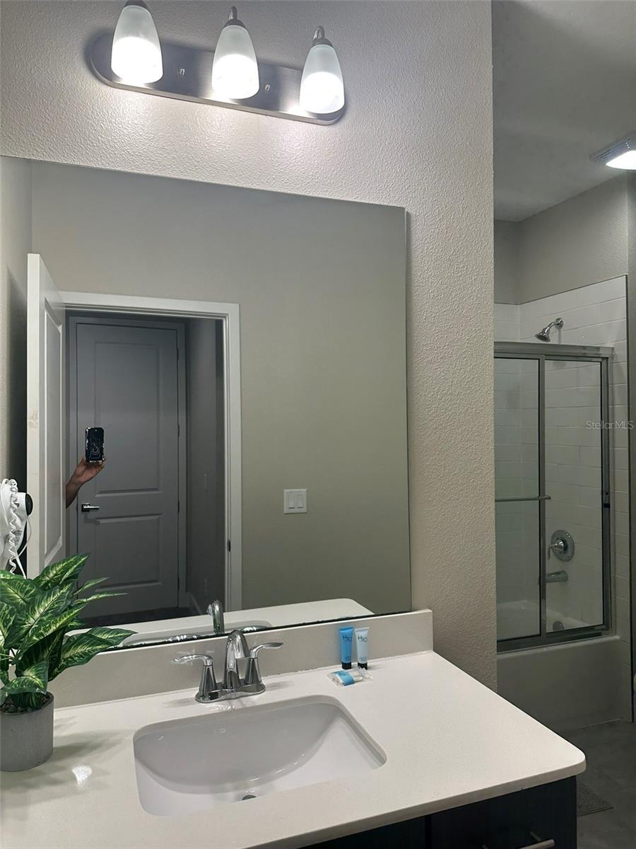 VILLA DOMANI - Residential Lease