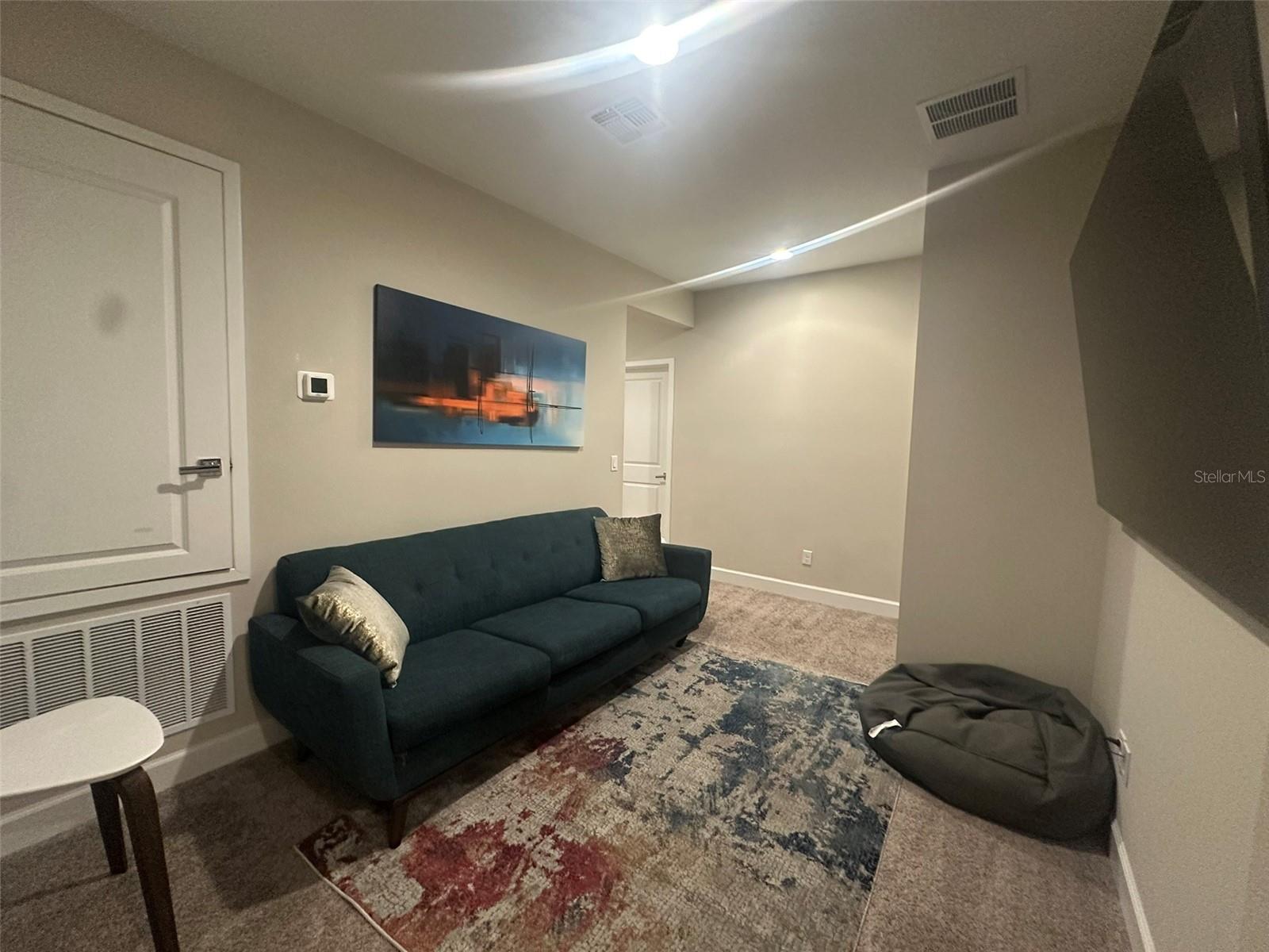 VILLA DOMANI - Residential Lease