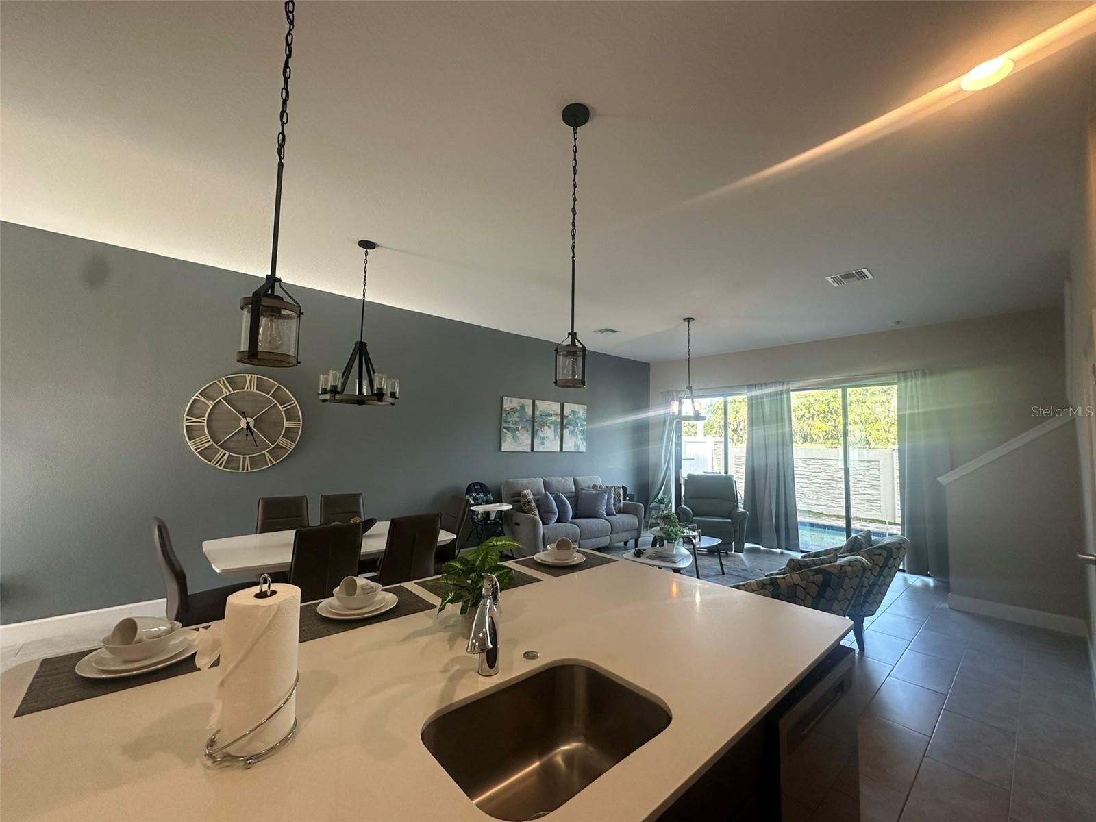 VILLA DOMANI - Residential Lease