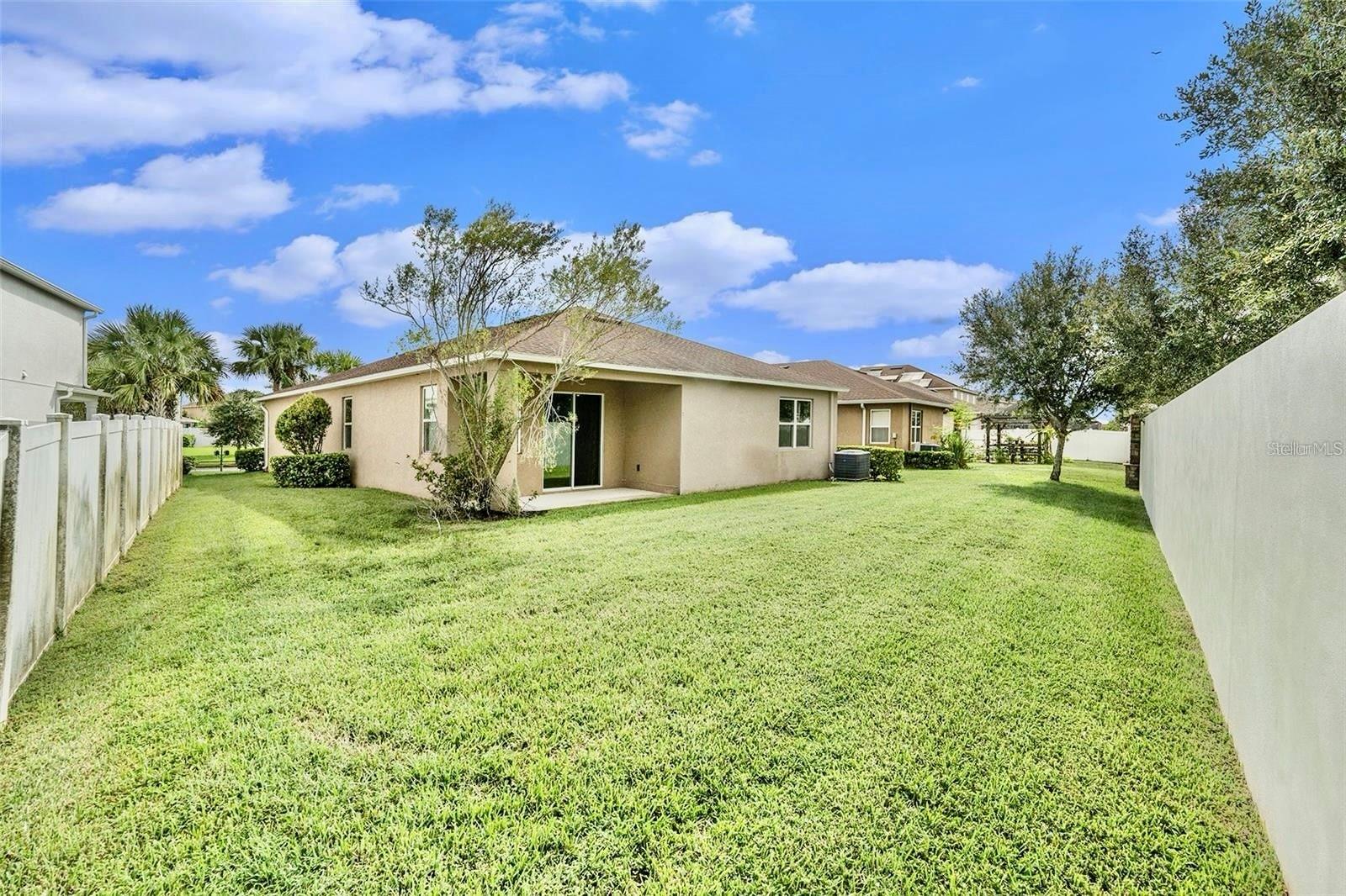 VILLAGES/TRINITY LAKES - Residential