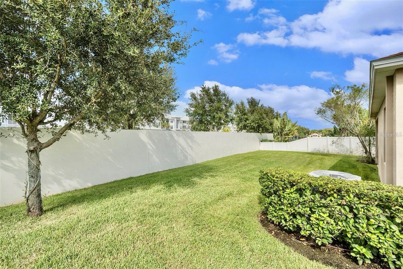VILLAGES/TRINITY LAKES - Residential
