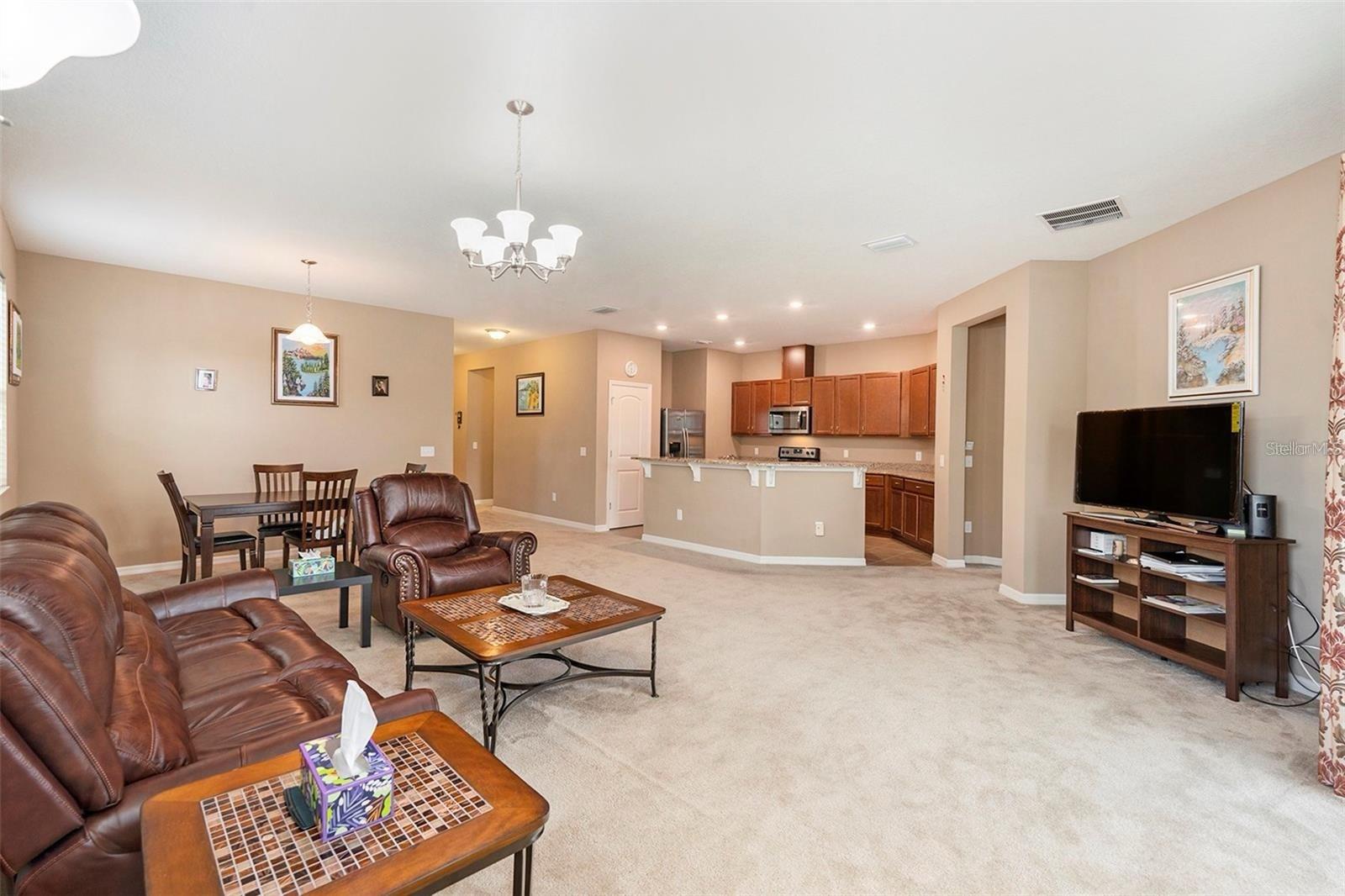VILLAGES/TRINITY LAKES - Residential
