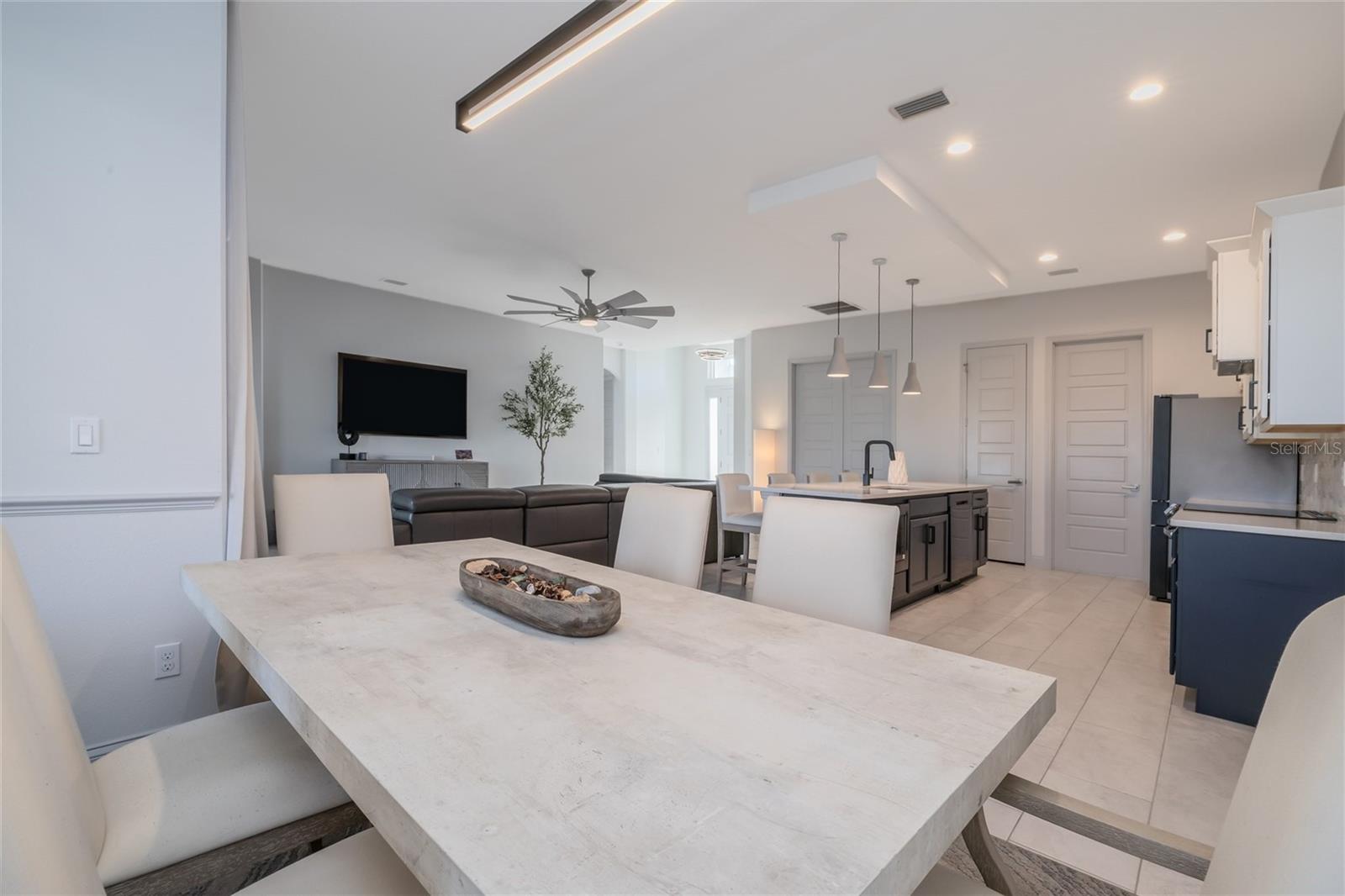 RESERVE/VICTORIA PH 2 - Residential