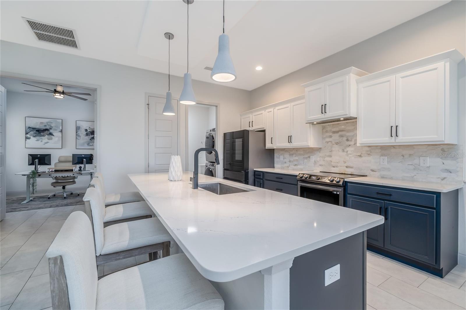 RESERVE/VICTORIA PH 2 - Residential