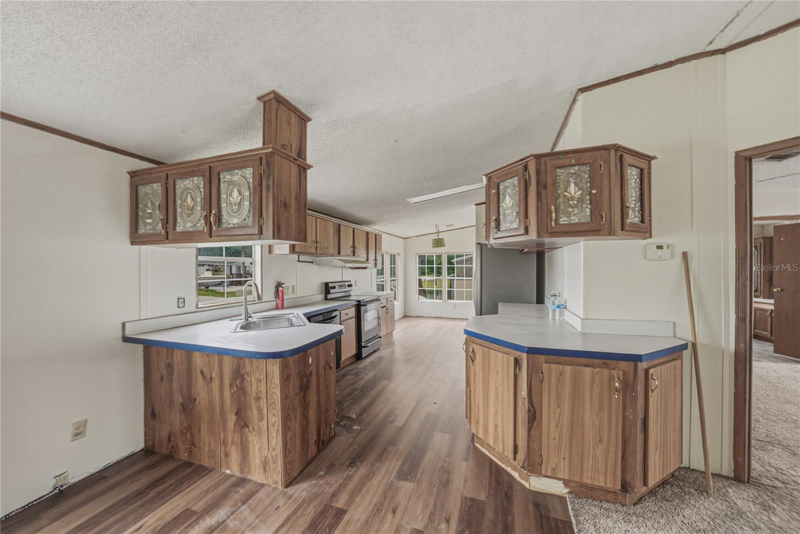 PIONEER TRAILS PH 02 - Residential