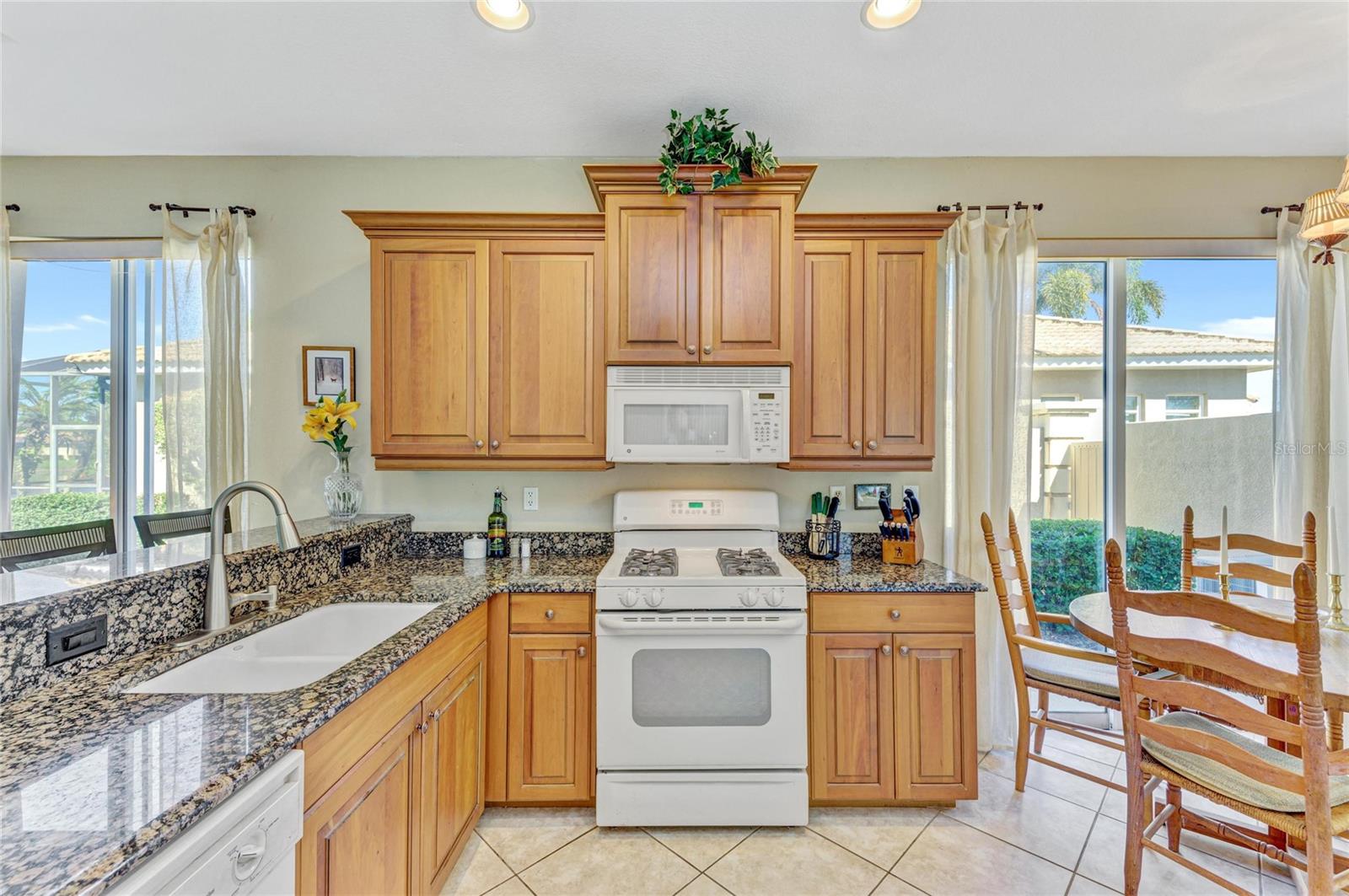 VENETIAN GOLF & RIV CLUB PH 03G - Residential