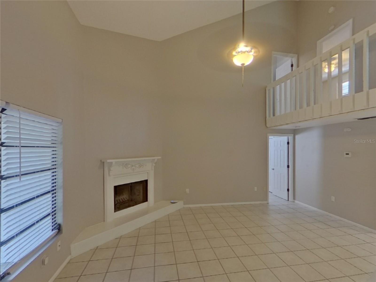 CASA DI AMICI PH II - Residential Lease