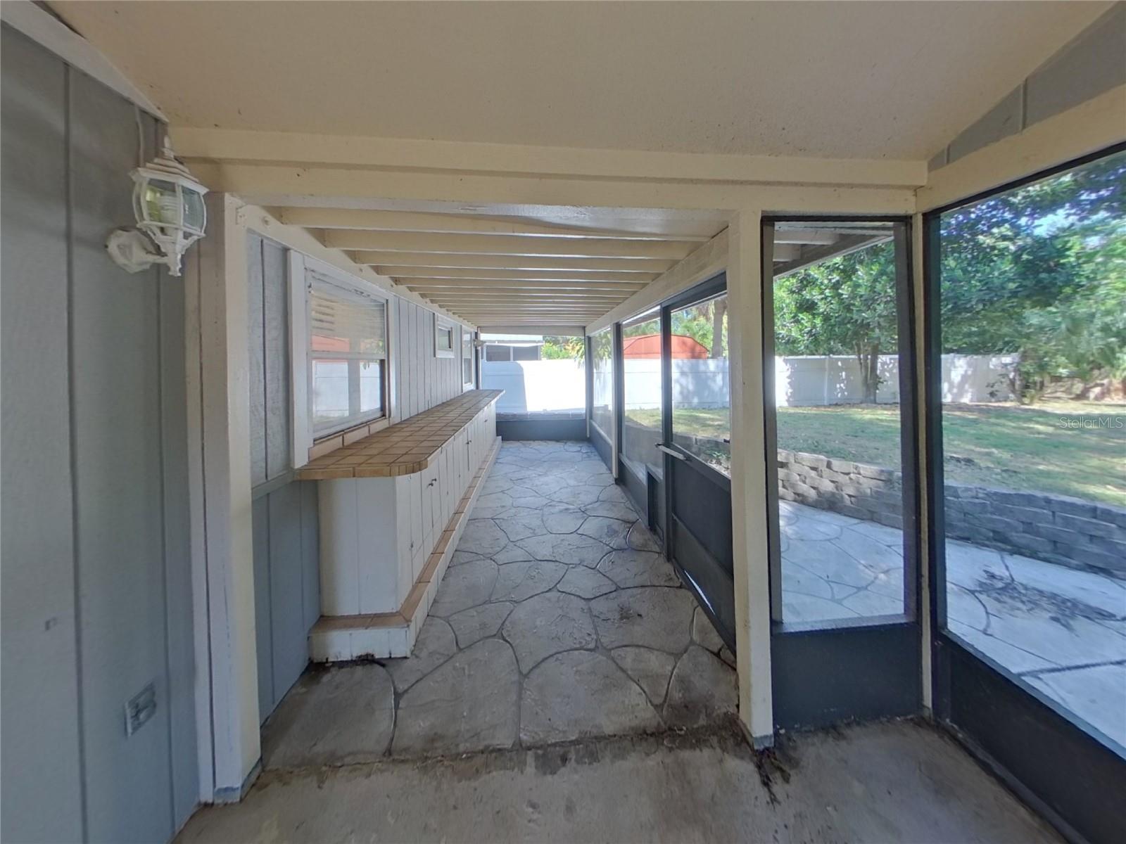 CASA DI AMICI PH II - Residential Lease