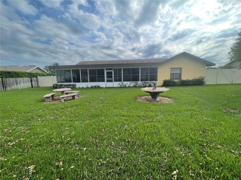 A home in VALRICO