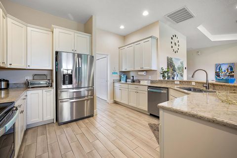 Tiny photo for 5129 Jareds Landing Way, Oxford, FL 34484 (MLS # G5102737)